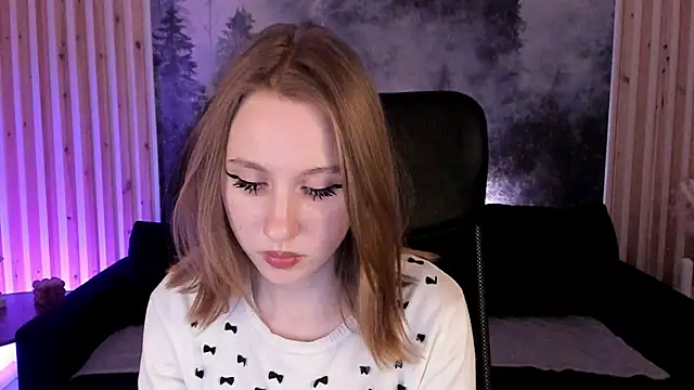 Snapshot of DariaTate chatting on 02-18-25, 06:04 DariaTate online show from 02-18-25, 06:04