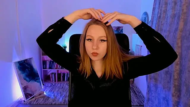 Snapshot of DariaTate chatting on 03-15-25, 05:15 DariaTate online show from 03-15-25, 05:15