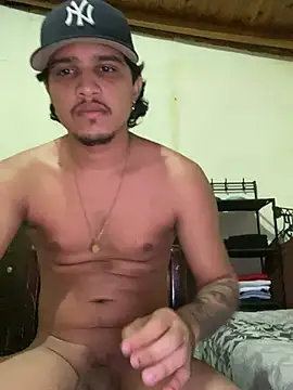 Snapshot of daniel6916 chatting on 02-26-25, 04:14 daniel6916 online show from 02-26-25, 04:14