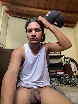 Snapshot of daniel6916 chatting on 02-27-25, 09:04 daniel6916 online show from 02-27-25, 09:04