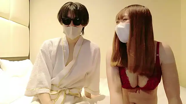 Snapshot of onachannel chatting on 03-17-25, 12:46 onachannel online show from 03-17-25, 12:46