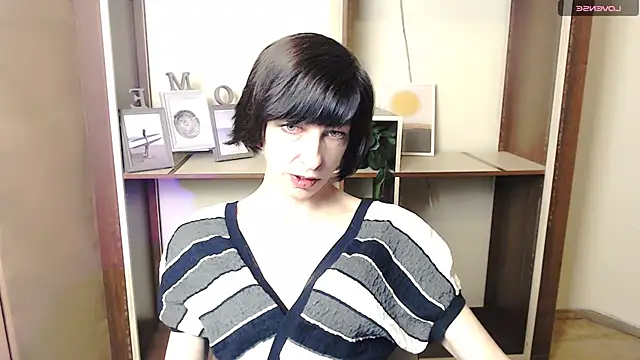  AngeliaFlow  online show from 10-23-25, 06:23