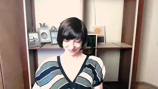  AngeliaFlow  online show from 11-07-25, 08:03