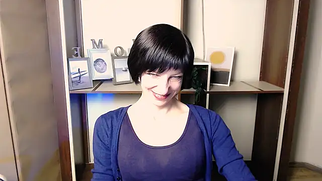  AngeliaFlow  online show from 12-01-25, 11:26