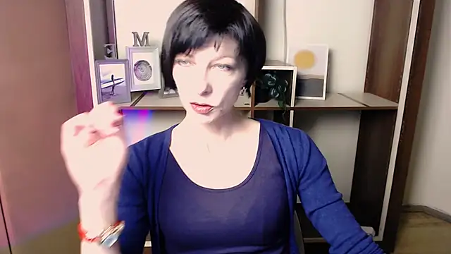  AngeliaFlow  online show from 12-23-25, 08:01