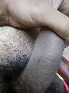 Snapshot of Indiantelugucouples chatting on 11-08-25, 03:23 Indiantelugucouples online show from 11-08-25, 03:23