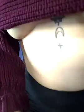 Snapshot of isabella_beauty_01 chatting on 02-09-25, 03:56 isabella beauty 01 online show from 02-09-25, 03:56