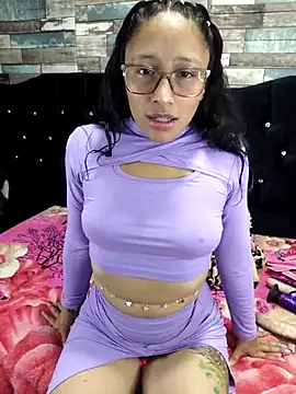 Snapshot of isabella_beauty_01 chatting on 03-03-25, 01:09 isabella beauty 01 online show from 03-03-25, 01:09