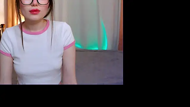 CelestialEwa online show from 03-08-25, 05:33