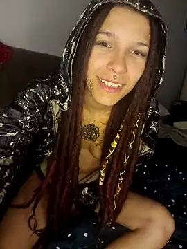 Snapshot of nickelfie chatting on 03-04-25, 09:29 nickelfie online show from 03-04-25, 09:29