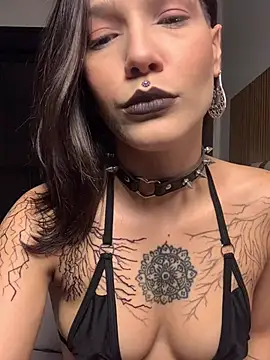 nickelfie online show from 05-17-26, 03:08