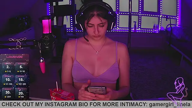 Snapshot of Gamergirl-Linela chatting on 10-05-25, 04:49 Gamergirl-Linela online show from 10-05-25, 04:49