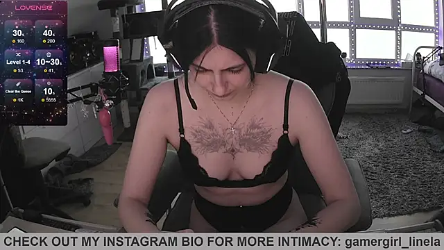 Gamergirl-Linela online show from 06-19-26, 03:55