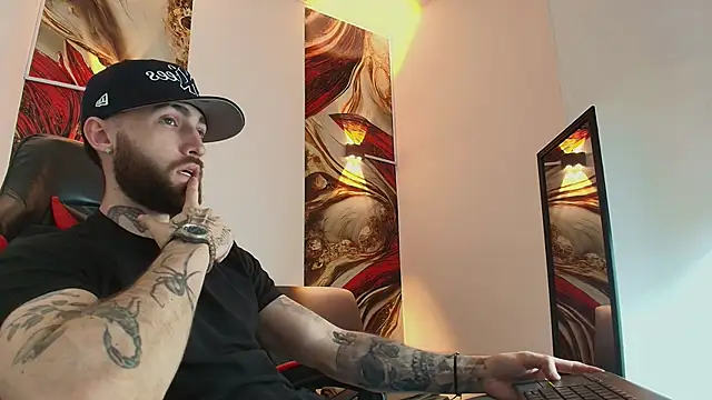 Luke davis01 online show from 10-16-25, 01:12