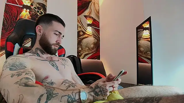 Luke davis01 online show from 11-13-25, 01:10