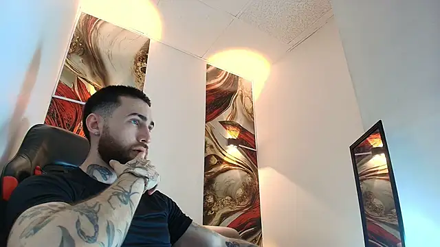 Luke davis01 online show from 05-06-26, 01:05