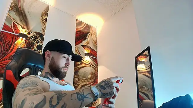 Luke davis01 online show from 06-17-26, 01:01