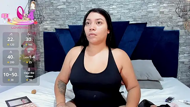 Sophia Brunett online show from 09-17-25, 11:45