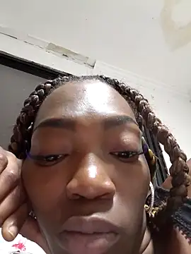 Lesly warrio online show from 02-05-26, 07:24