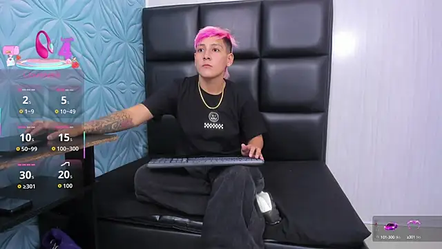 Brianna Hard online show from 09-30-25, 03:22