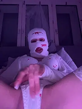 Snapshot of Daria-maus24 chatting on 02-08-25, 06:44 Daria-maus24 online show from 02-08-25, 06:44