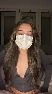 Snapshot of Daria-maus24 chatting on 02-23-25, 01:35 Daria-maus24 online show from 02-23-25, 01:35