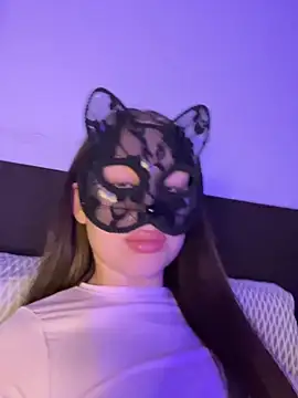 Snapshot of Daria-maus24 chatting on 10-22-25, 07:24 Daria-maus24 online show from 10-22-25, 07:24