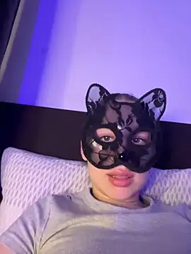 Snapshot of Daria-maus24 chatting on 10-27-25, 02:10 Daria-maus24 online show from 10-27-25, 02:10