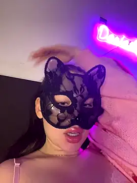 Snapshot of Daria-maus24 chatting on 11-14-25, 02:49 Daria-maus24 online show from 11-14-25, 02:49