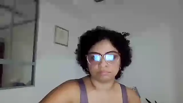 Tana latin online show from 09-24-25, 01:09