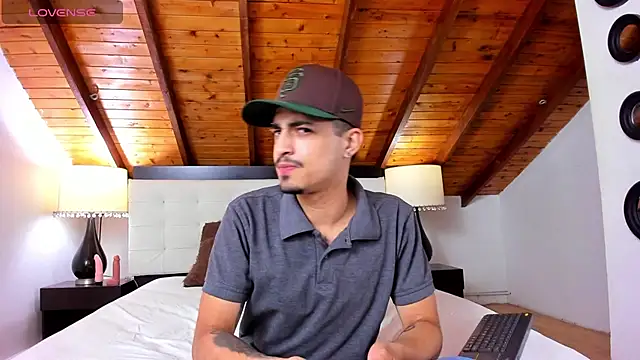 Sebastian Berne online show from 02-15-25, 07:06