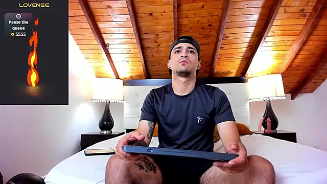 Sebastian Berne online show from 10-15-25, 07:36