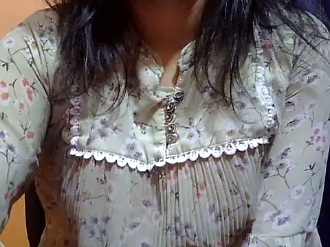 Snapshot of Your_cutiepie_ chatting on 02-20-25, 06:35 Your cutiepie online show from 02-20-25, 06:35