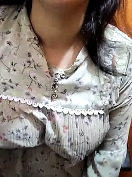 Snapshot of Your_cutiepie_ chatting on 02-28-25, 11:23 Your cutiepie online show from 02-28-25, 11:23