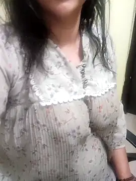 Snapshot of Your_cutiepie_ chatting on 03-20-25, 06:31 Your cutiepie online show from 03-20-25, 06:31