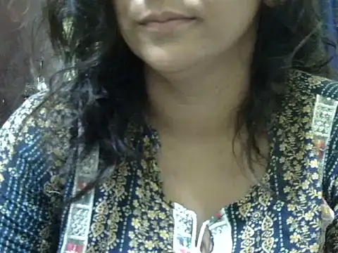 Snapshot of Your_cutiepie_ chatting on 09-11-25, 05:46 Your cutiepie online show from 09-11-25, 05:46