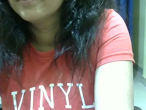 Snapshot of Your_cutiepie_ chatting on 10-08-25, 05:10 Your cutiepie online show from 10-08-25, 05:10