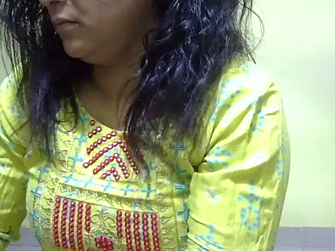 Snapshot of Your_cutiepie_ chatting on 10-29-25, 08:49 Your cutiepie online show from 10-29-25, 08:49