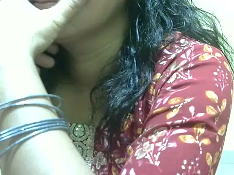 Snapshot of Your_cutiepie_ chatting on 11-02-25, 05:59 Your cutiepie online show from 11-02-25, 05:59