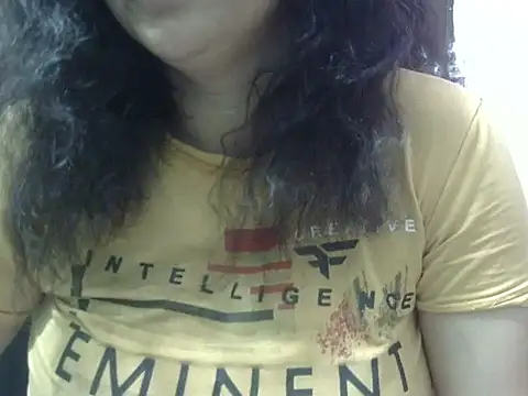 Your cutiepie  online show from 05-01-26, 04:28