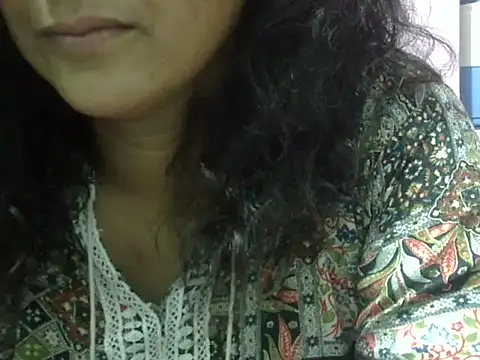 Your cutiepie  online show from 05-01-26, 06:23