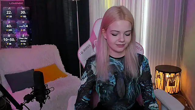 AshleySnowflake online show from 02-16-25, 11:27