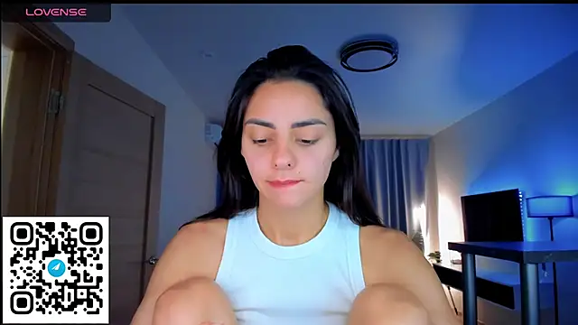 EmiliaZen online show from 09-09-25, 04:06