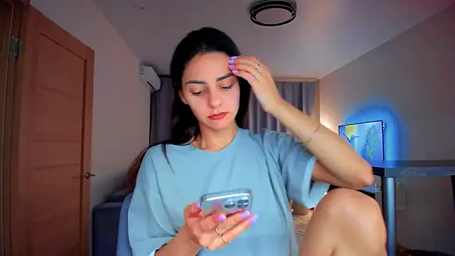 EmiliaZen online show from 09-29-25, 06:02