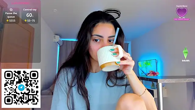 EmiliaZen online show from 10-13-25, 01:22