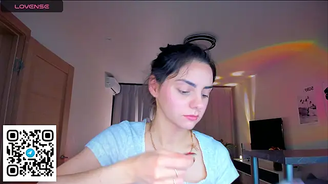 EmiliaZen online show from 02-21-26, 03:35