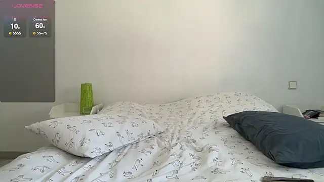 Snapshot of xdaisyhansen chatting on 02-25-25, 11:08 xdaisyhansen online show from 02-25-25, 11:08