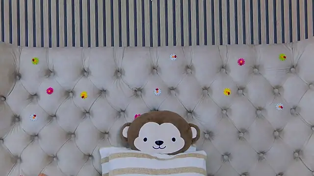 PlayfulShow online show from 05-04-26, 09:05