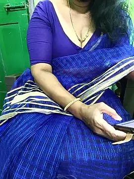 niiveditha online show from 09-19-25, 02:29