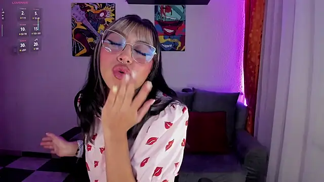 Daphne Jhons online show from 02-26-26, 10:42